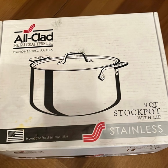 All clad 8 quart stockpot - Picture 1 of 3